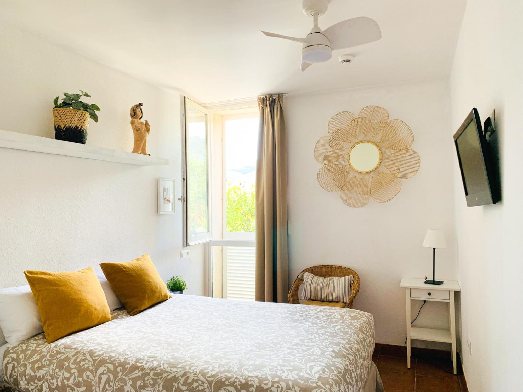 Habitacion Centrica Con Aire Acondicionado Bano Privado Nevera Cadaqués Εξωτερικό φωτογραφία